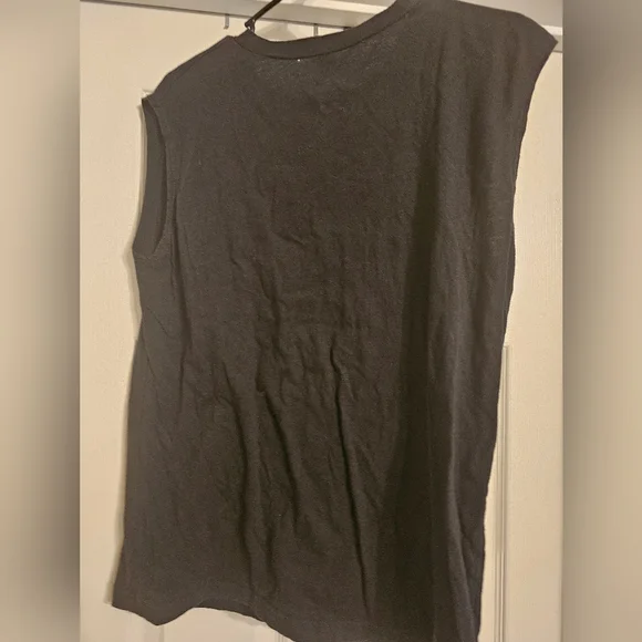 Pittsburgh Pirates Youth Tank Top. Size:XXL. - Picture 2 of 4